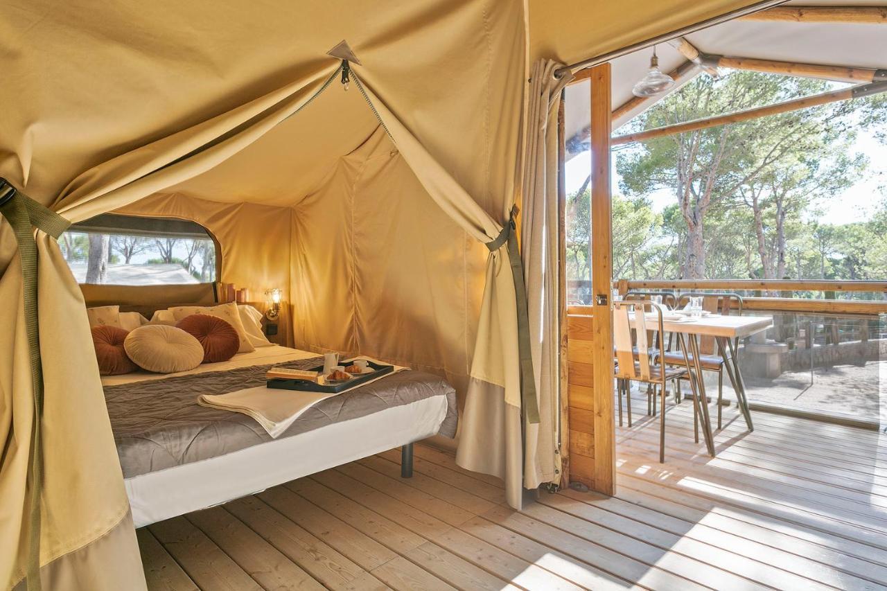 Camping Castell Montgri **** ลาเอสตาร์ติต ภายนอก รูปภาพ