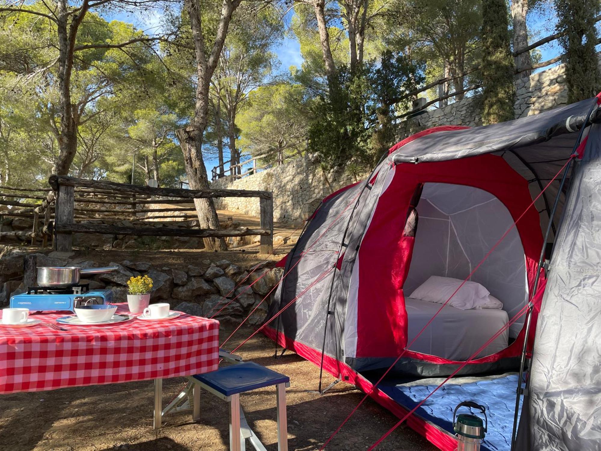 Camping Castell Montgri **** ลาเอสตาร์ติต ภายนอก รูปภาพ