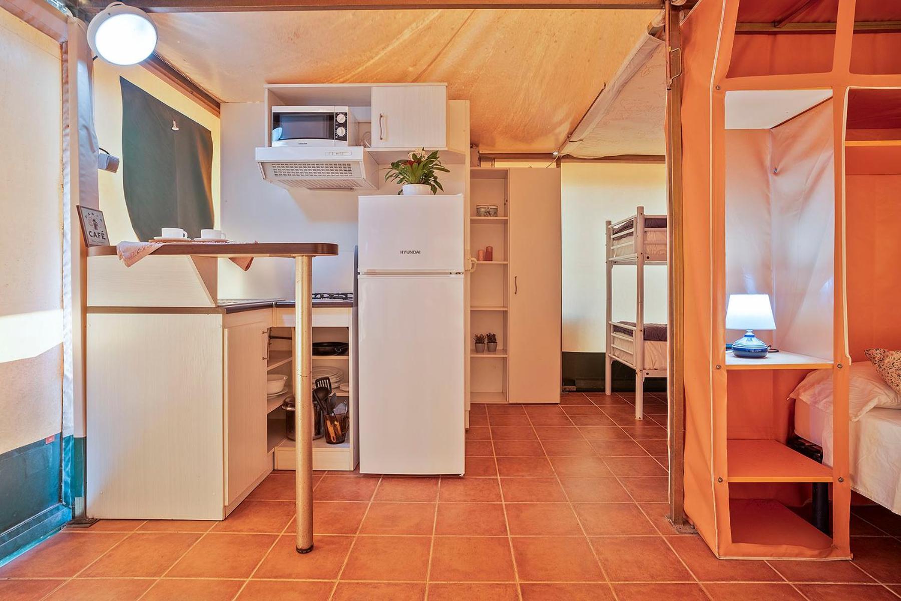Camping Castell Montgri **** ลาเอสตาร์ติต ภายนอก รูปภาพ