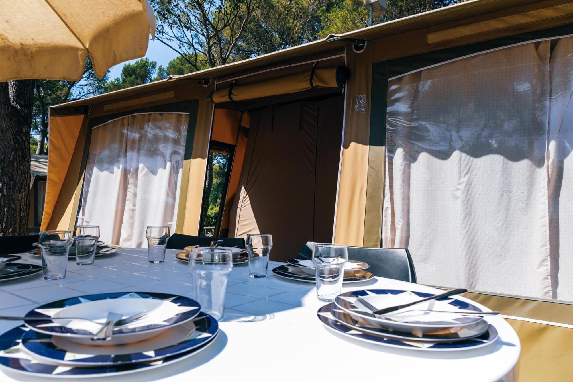 Camping Castell Montgri **** ลาเอสตาร์ติต ภายนอก รูปภาพ