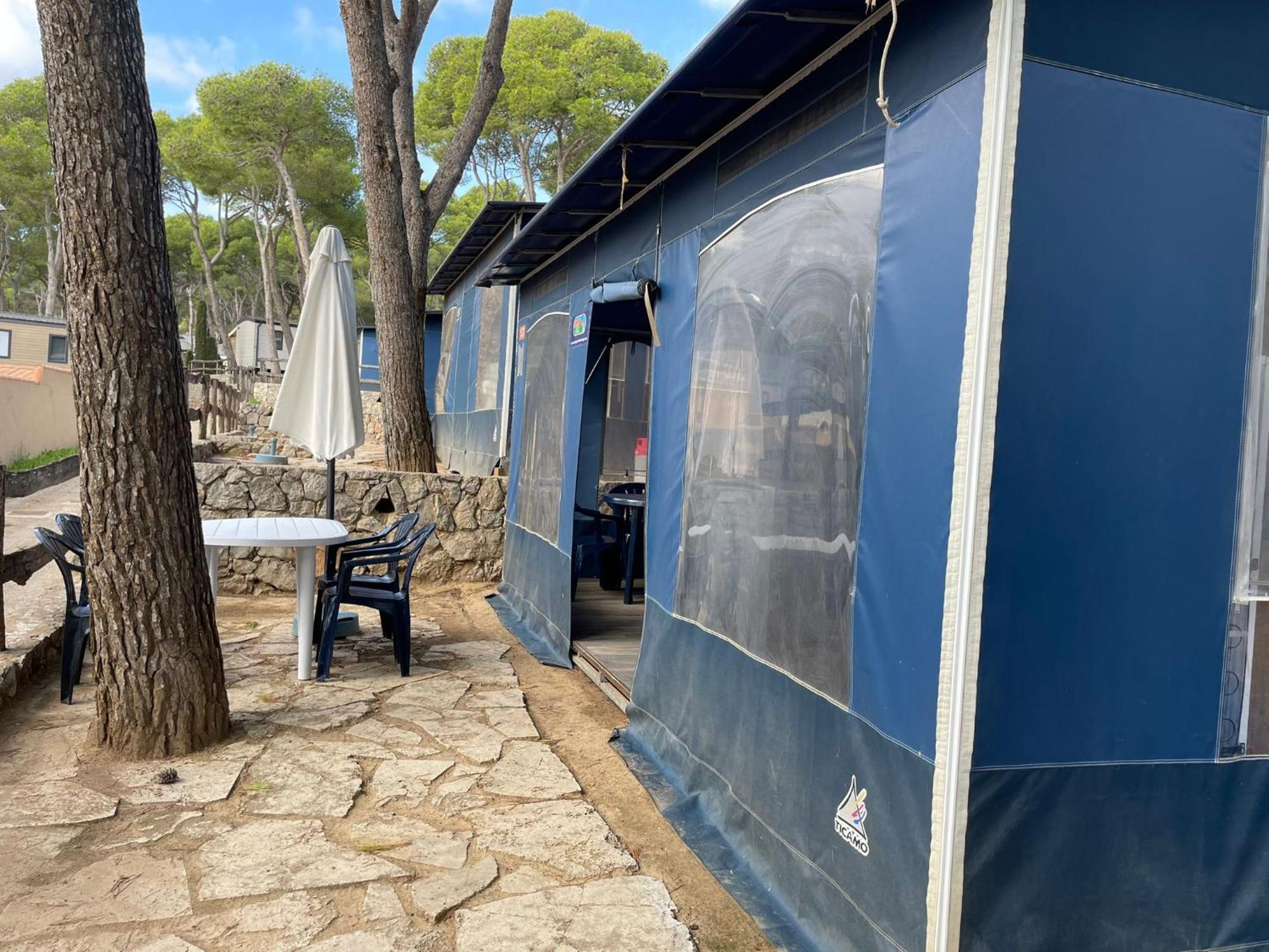 Camping Castell Montgri **** ลาเอสตาร์ติต ภายนอก รูปภาพ